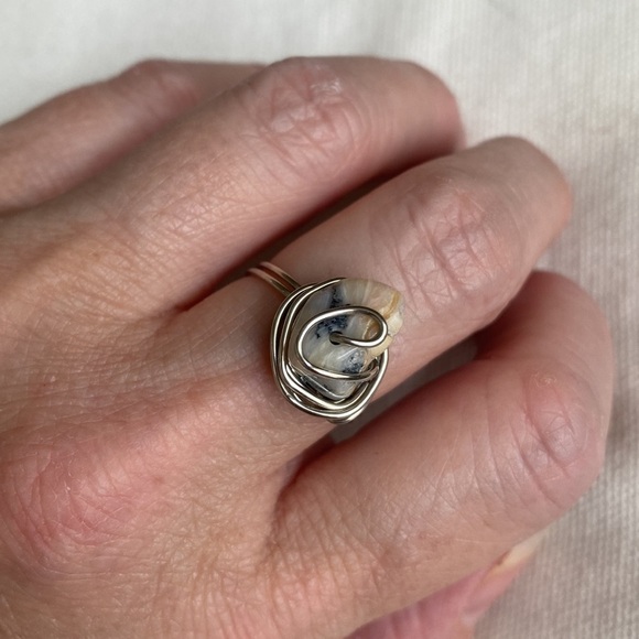 Crazy Lace Agate wire, wrapped ring - Picture 3 of 3